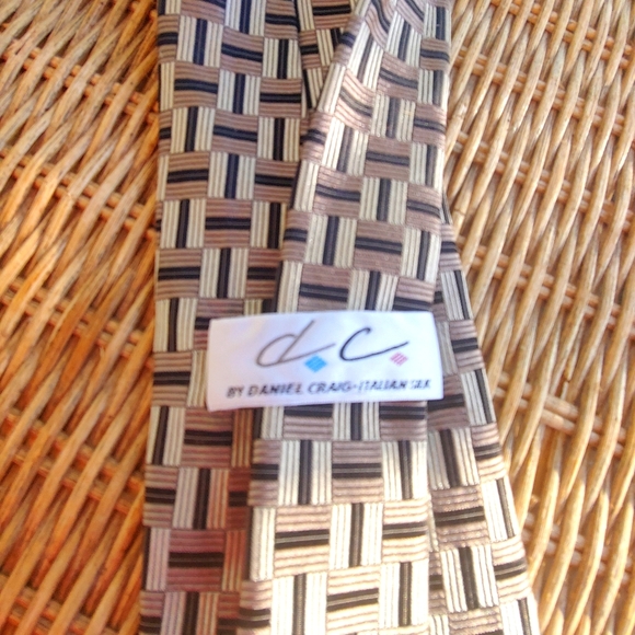 DANIEL CRAIG Made in Italy GEOMETRIC  Tan Black - Picture 2 of 3